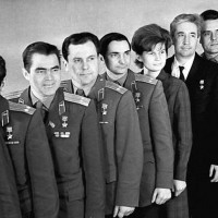 МОЛОДЕЖЬ ИДЕТ В МУЗЕЙ!